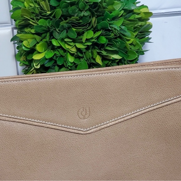 Vintage Charles Jourdan Paris Elegant Tan Leather Clutch